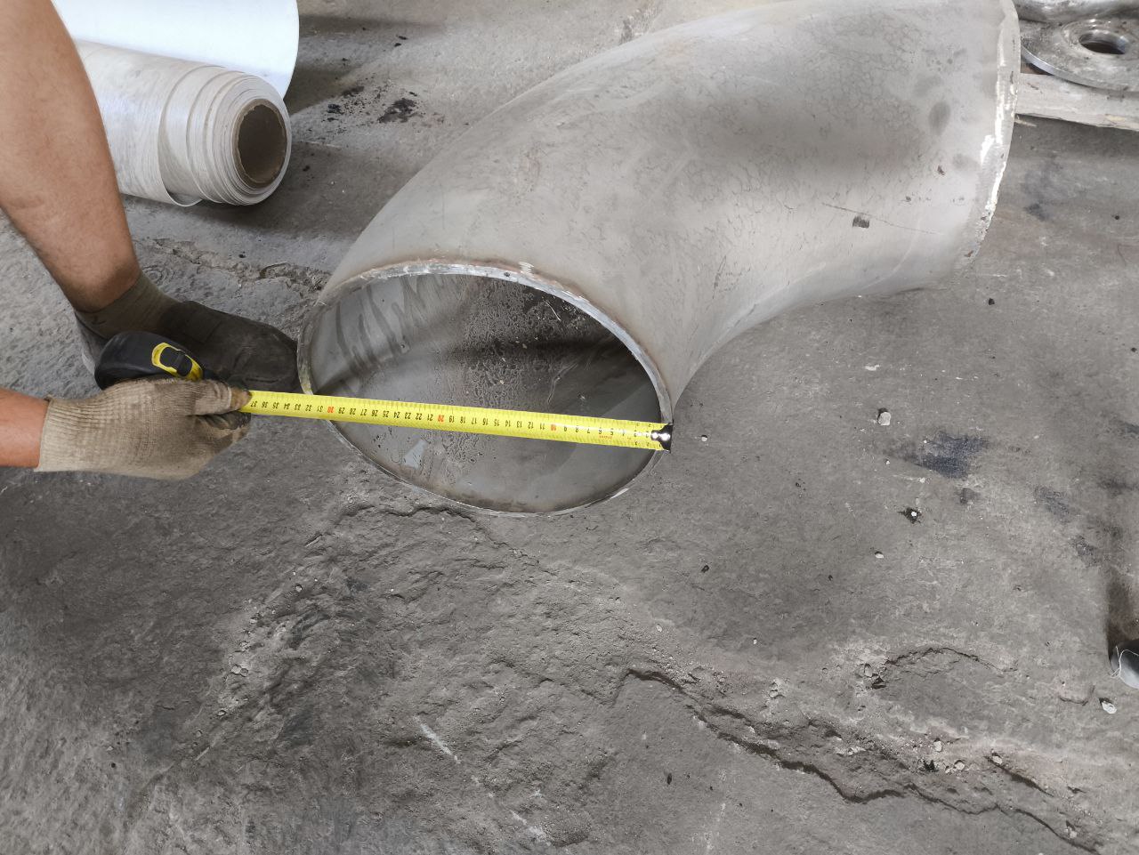 Отводы из нержавейки больших диаметров. Получили весьма не обычный товар отводы из нержавеющей стали.