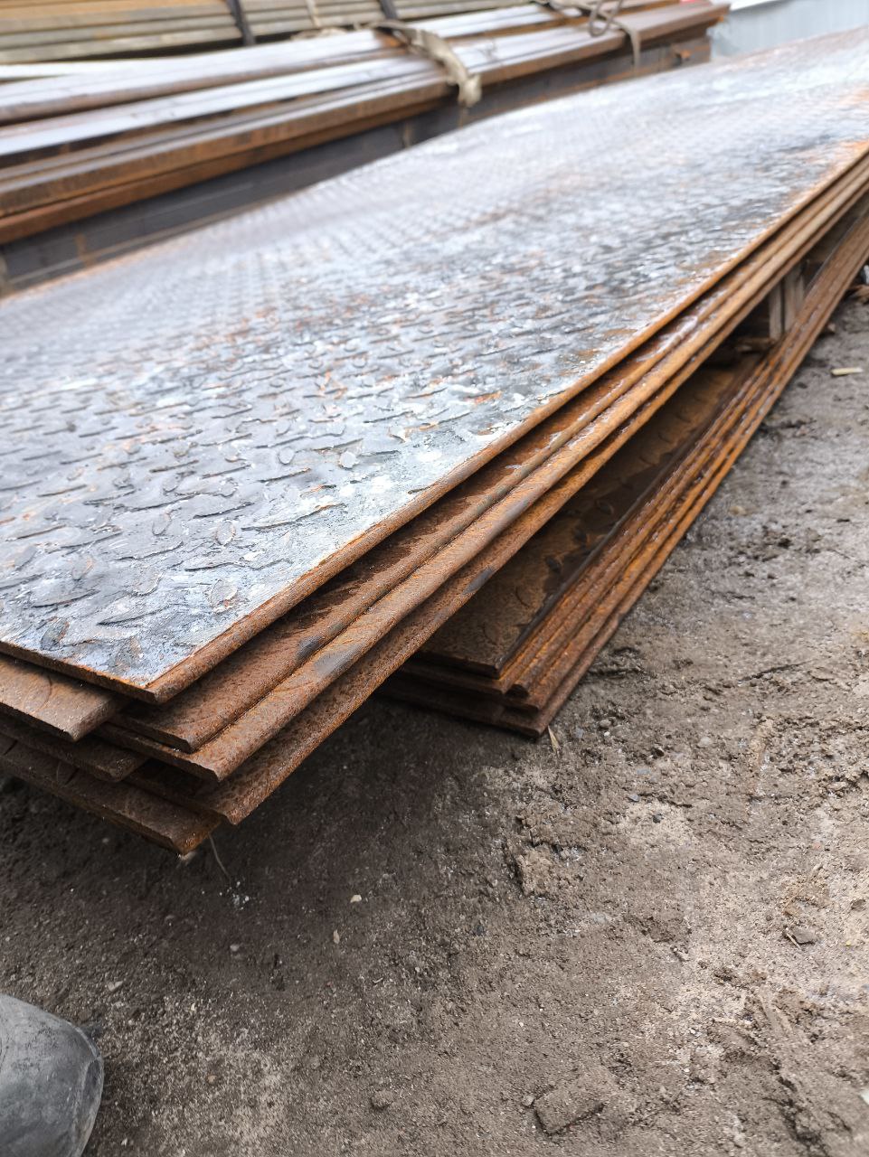 ДАВНО НЕ БЫЛО по КЛАССНОЙ ЦЕНЕ- ЛИСТ 6 мм, лист 8 мм "ЧЕЧЕВИЦА" РИФЛЕНКА- 60 руб. за КГ. 