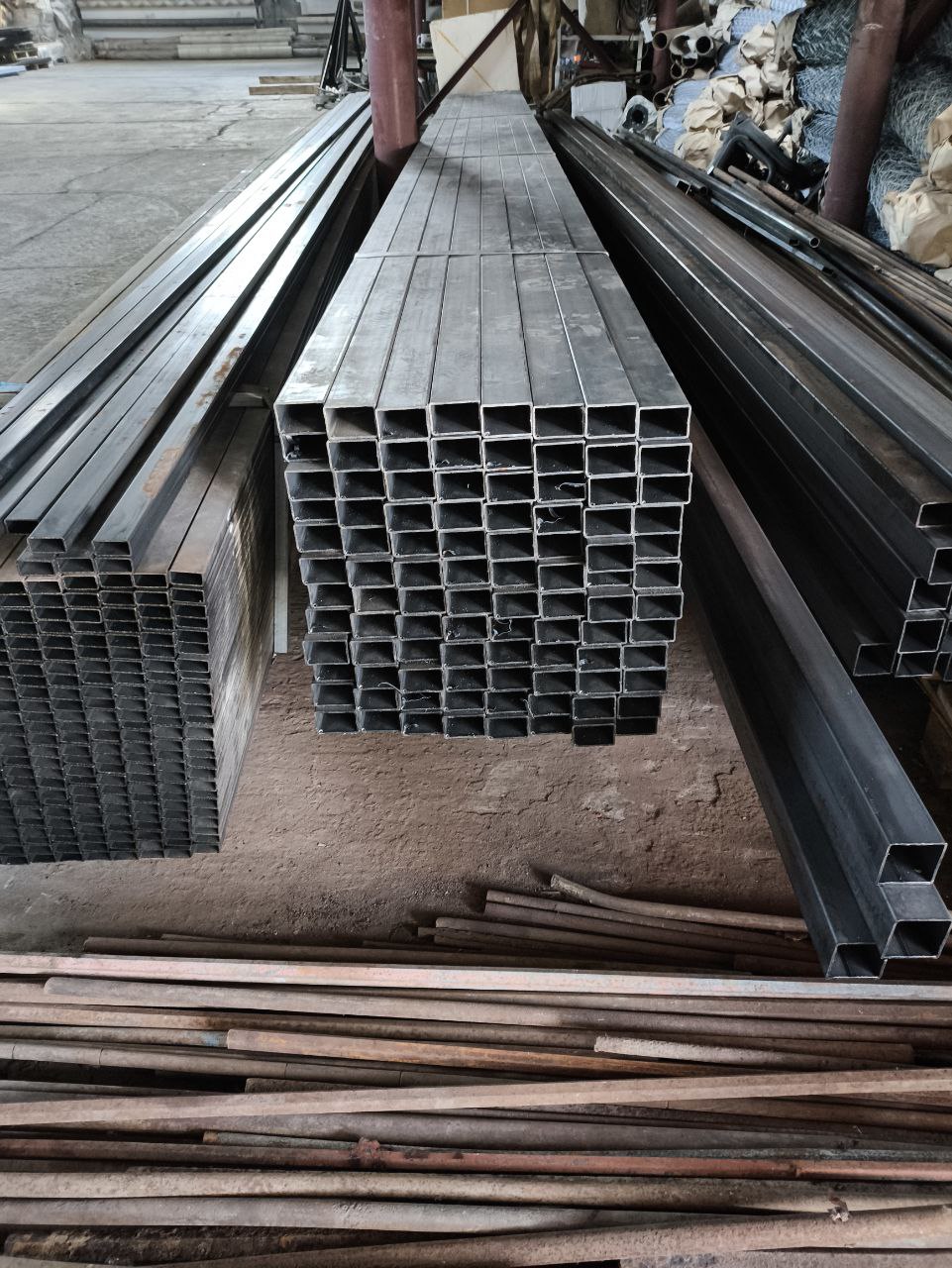 Новое поступление: труба 60х40 в толщине стенки 2 мм. 