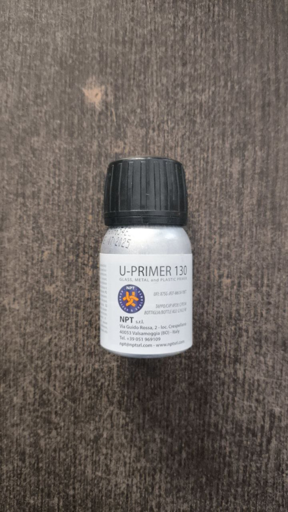Картинка Праймер / грунт для вклейки стекол черный U-Praimer 130. / 30  ml