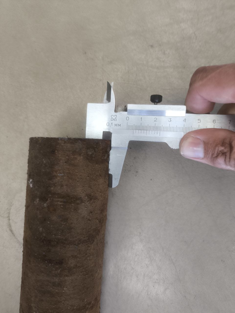 Поступила труба БУ диаметр 60 мм стенка 4,5 мм - идеальная для столбов! 